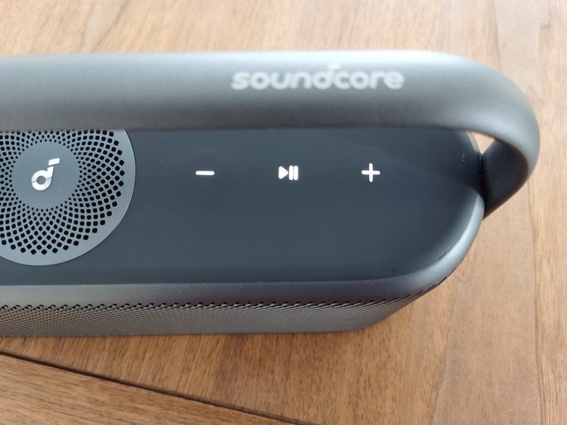 Soundcore Motion X600 Test Design Buttons Lautstärke